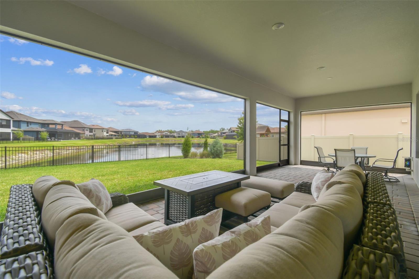 ESTANCIA - RAVELLO - Residential