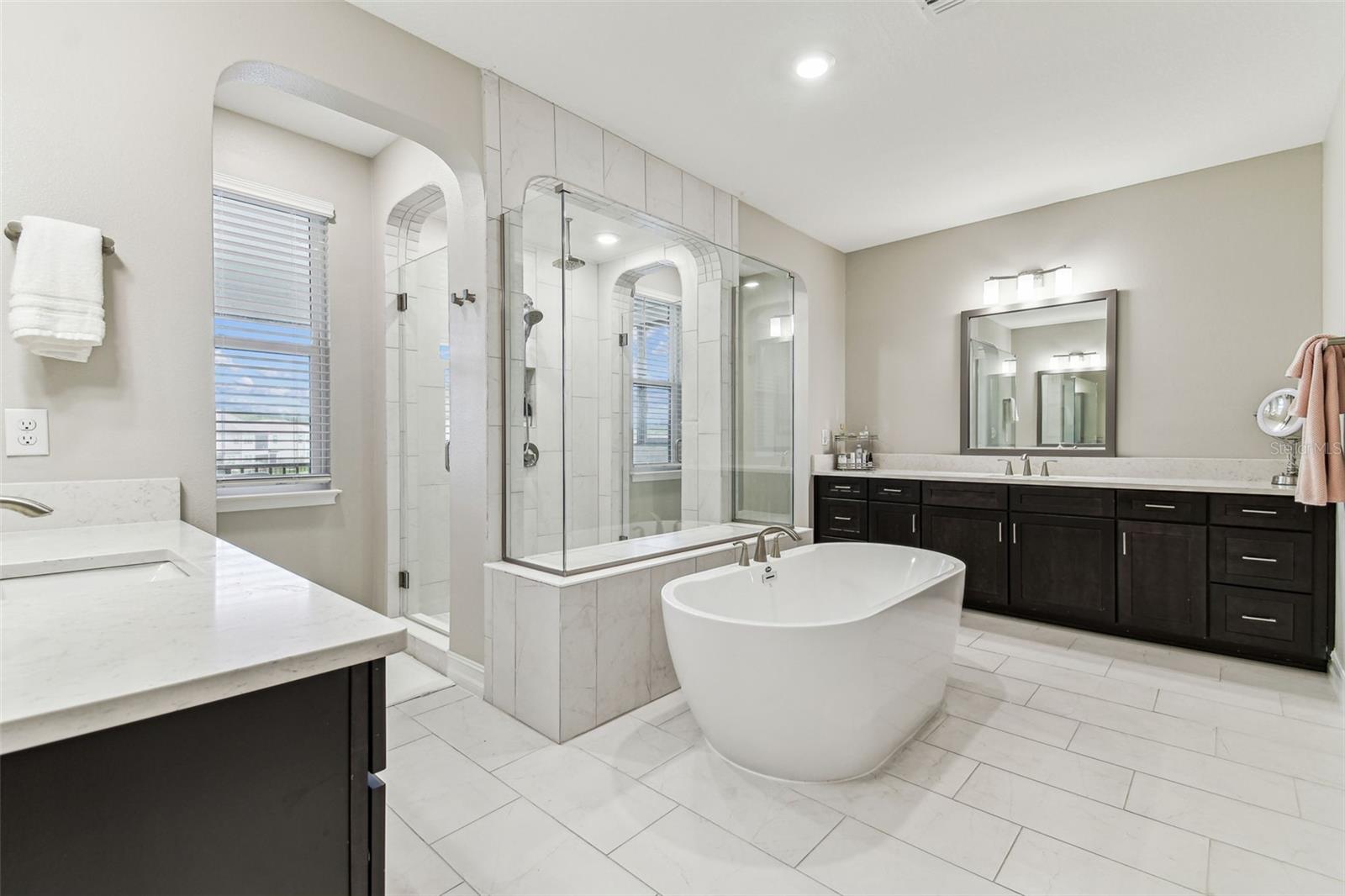 ESTANCIA - RAVELLO - Residential