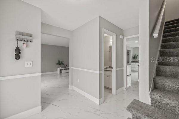 2536 LAKE ELLEN CIRCLE