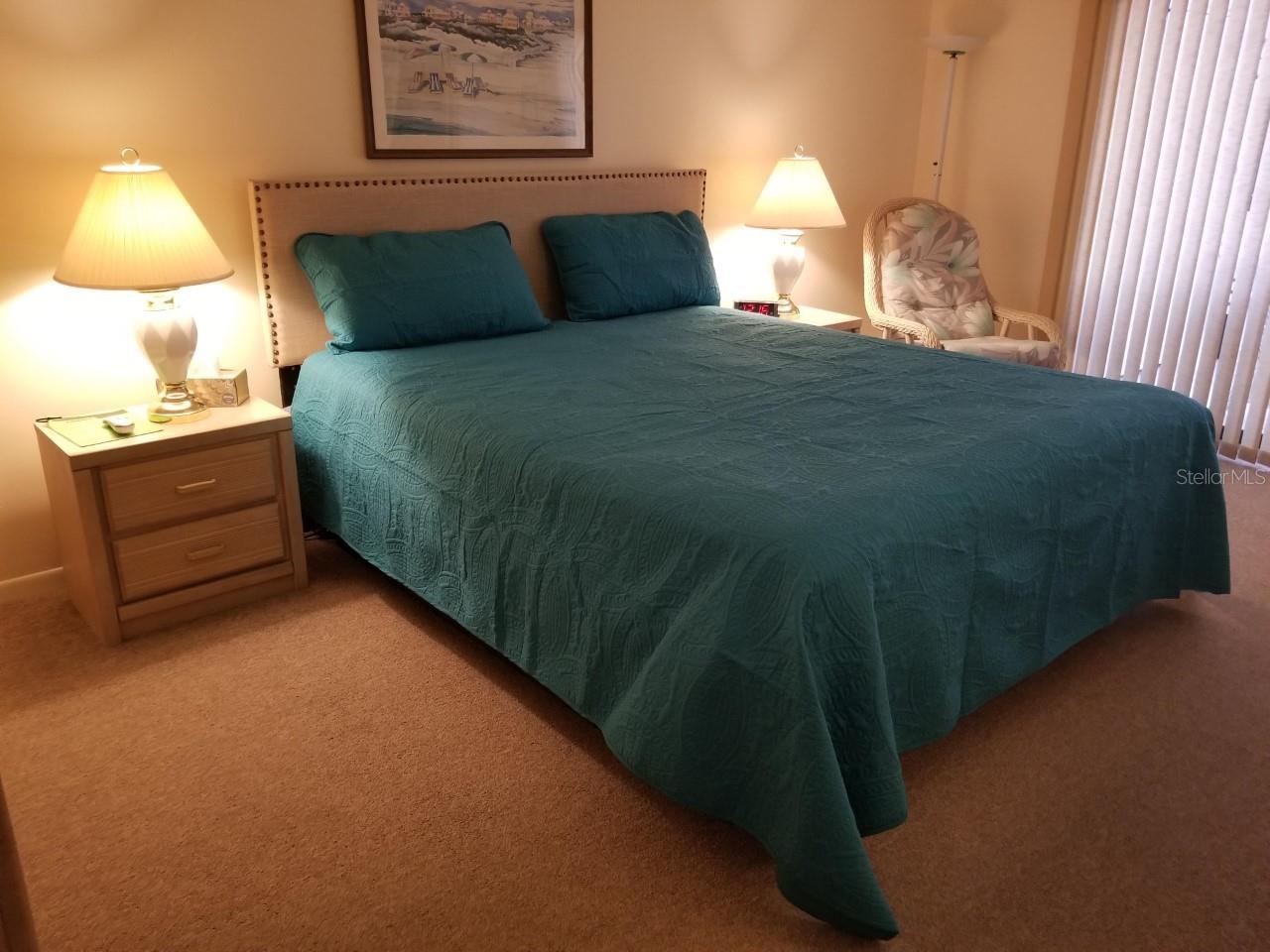 HARBOUR LIGHT TOWERS CONDO - Residential Lease