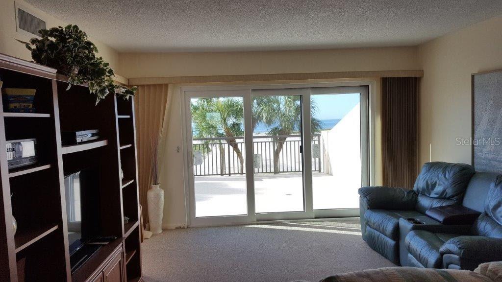 HARBOUR LIGHT TOWERS CONDO - Residential Lease