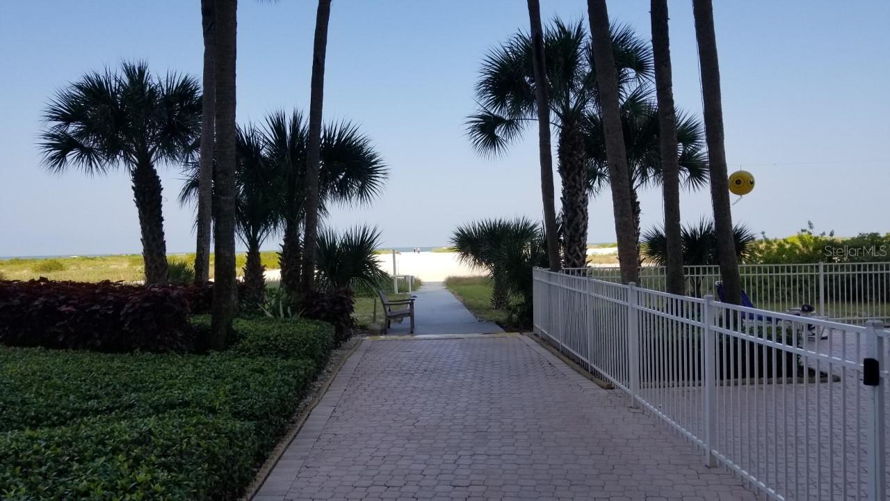 HARBOUR LIGHT TOWERS CONDO - Residential Lease