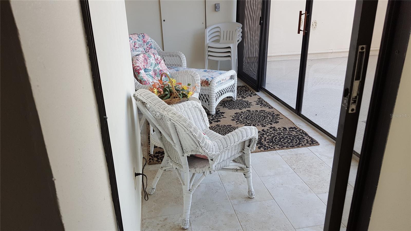 HARBOUR LIGHT TOWERS CONDO - Residential Lease