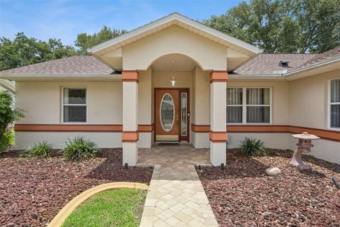 Tiny photo for 25904 Newcombe Circle, Leesburg, FL 34748 (MLS # G5112857)
