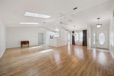 Tiny photo for 25904 Newcombe Circle, Leesburg, FL 34748 (MLS # G5112857)