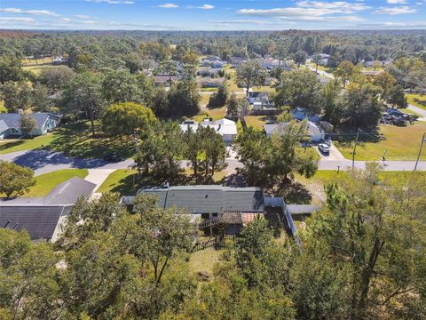 A home in HOMOSASSA