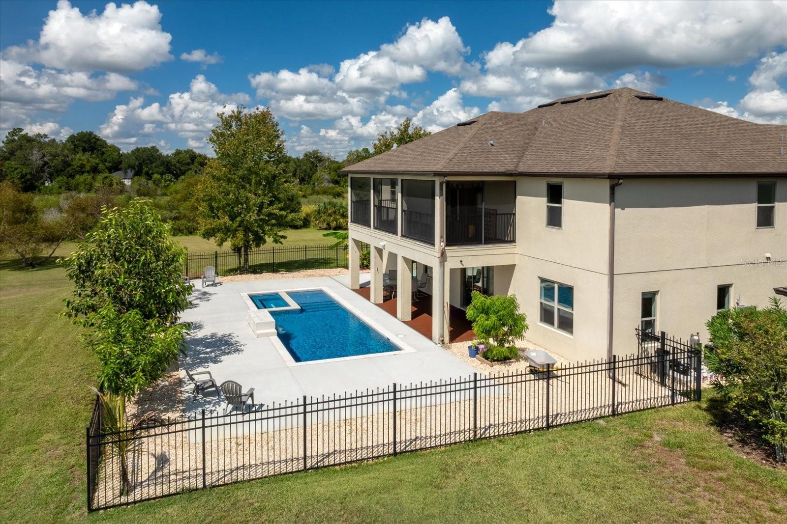 PEARL LAKE ESTATES - Residential