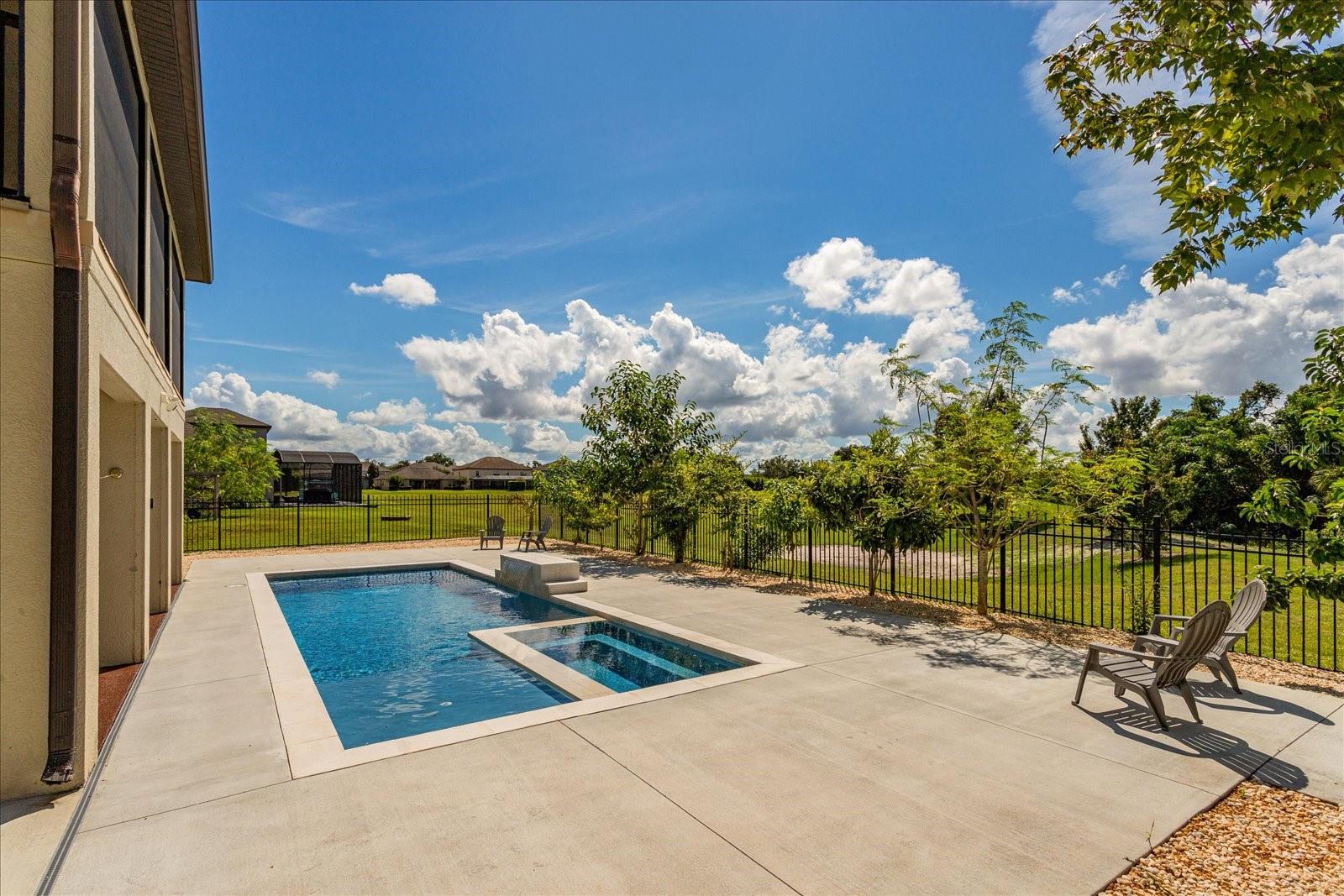 PEARL LAKE ESTATES - Residential