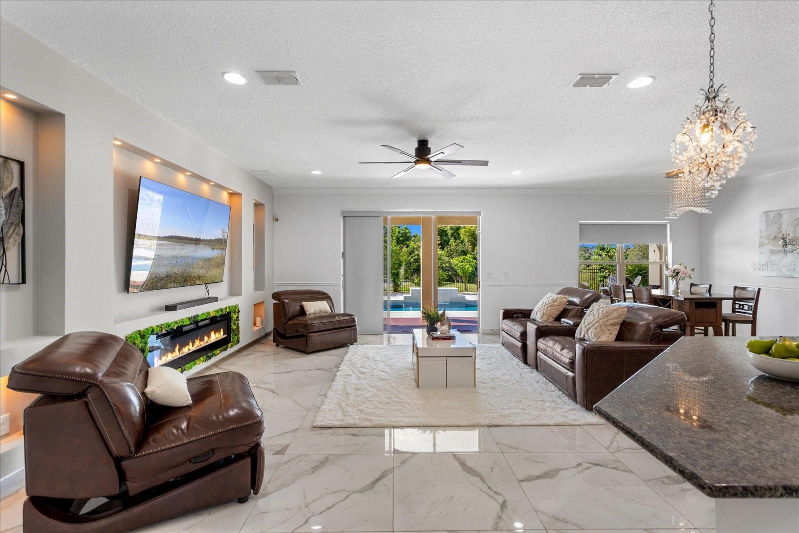 PEARL LAKE ESTATES - Residential