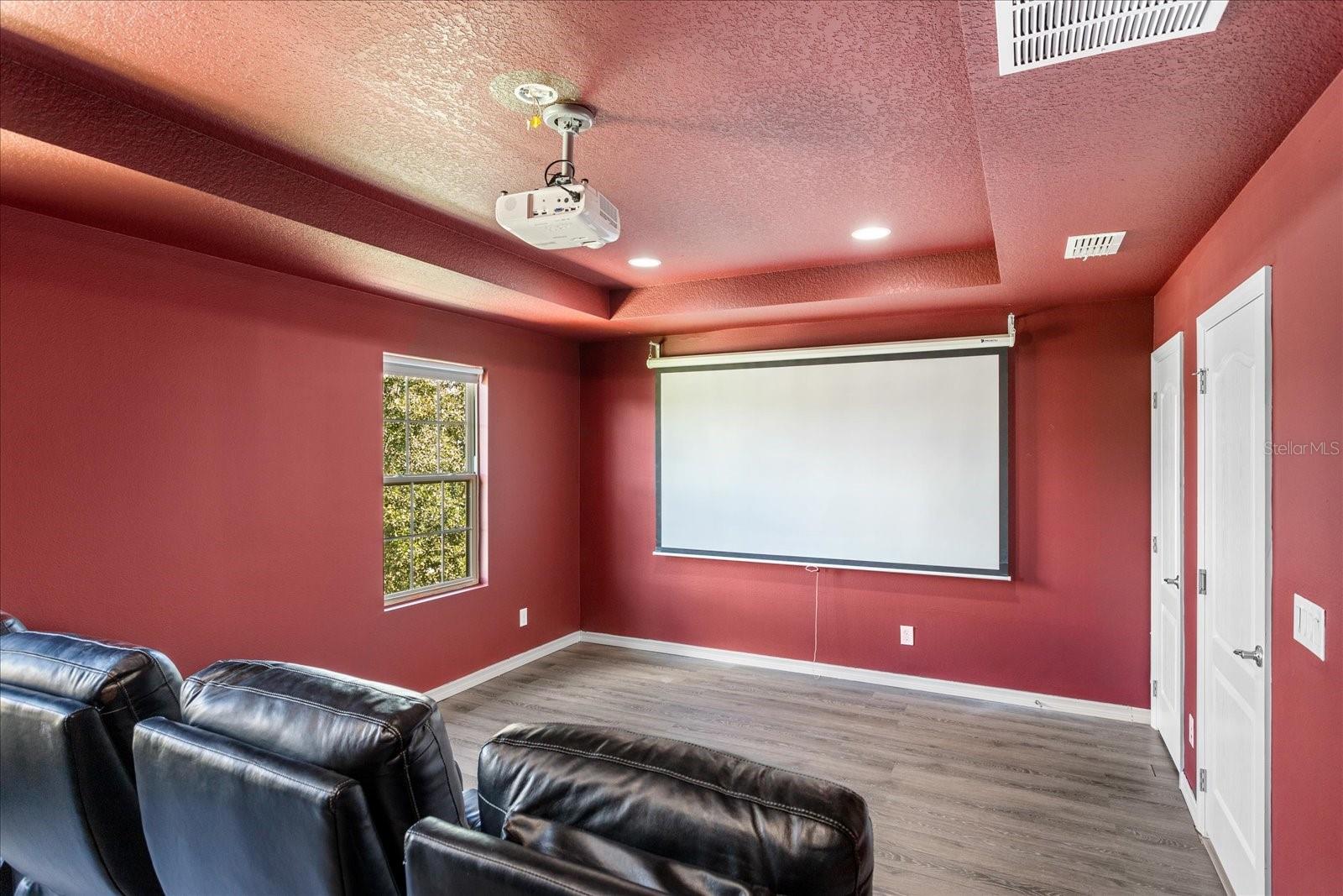 PEARL LAKE ESTATES - Residential