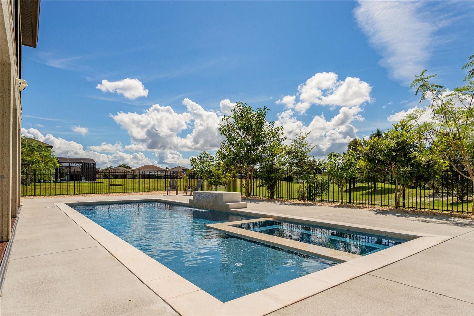 PEARL LAKE ESTATES - Residential