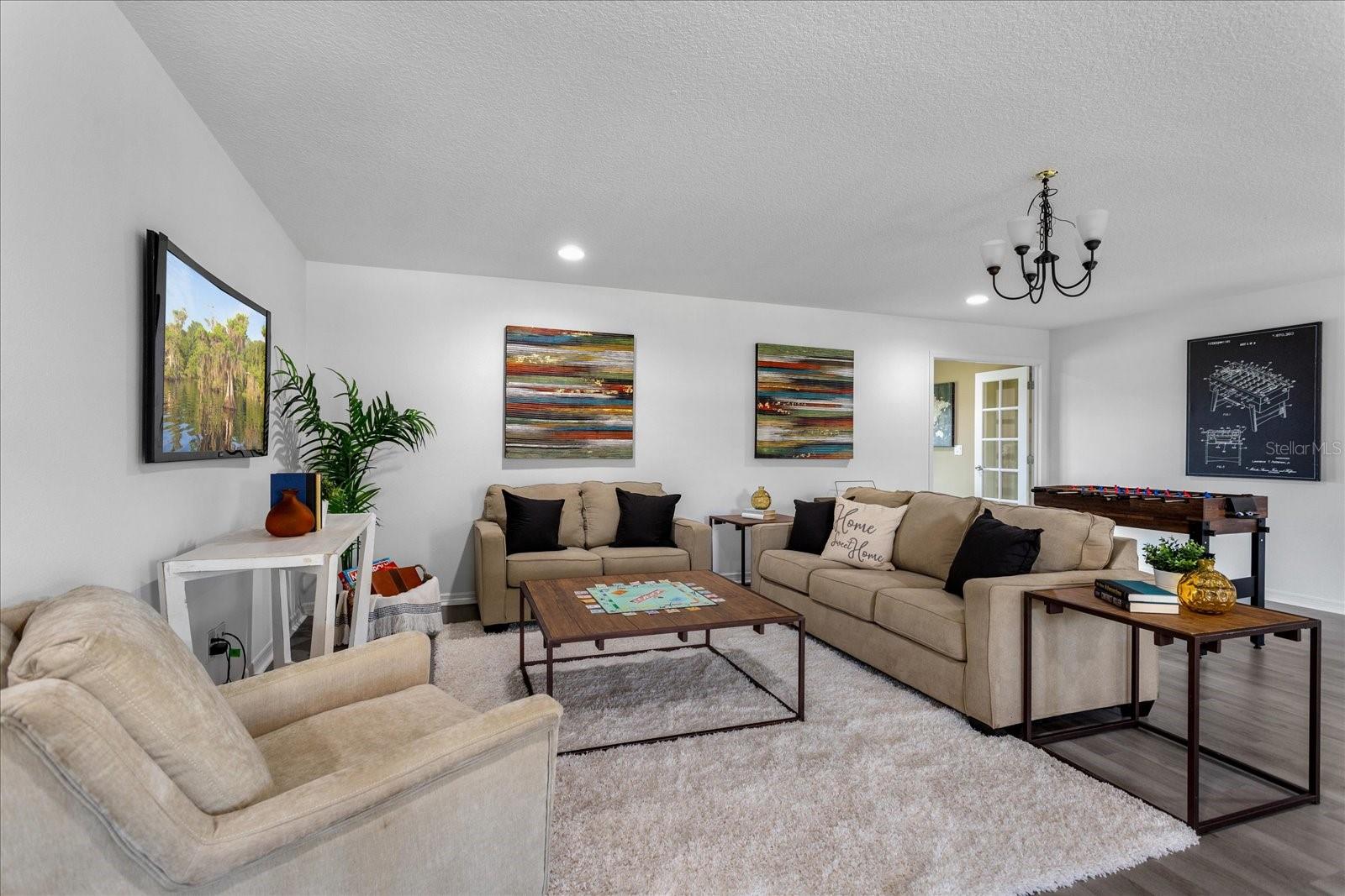 PEARL LAKE ESTATES - Residential