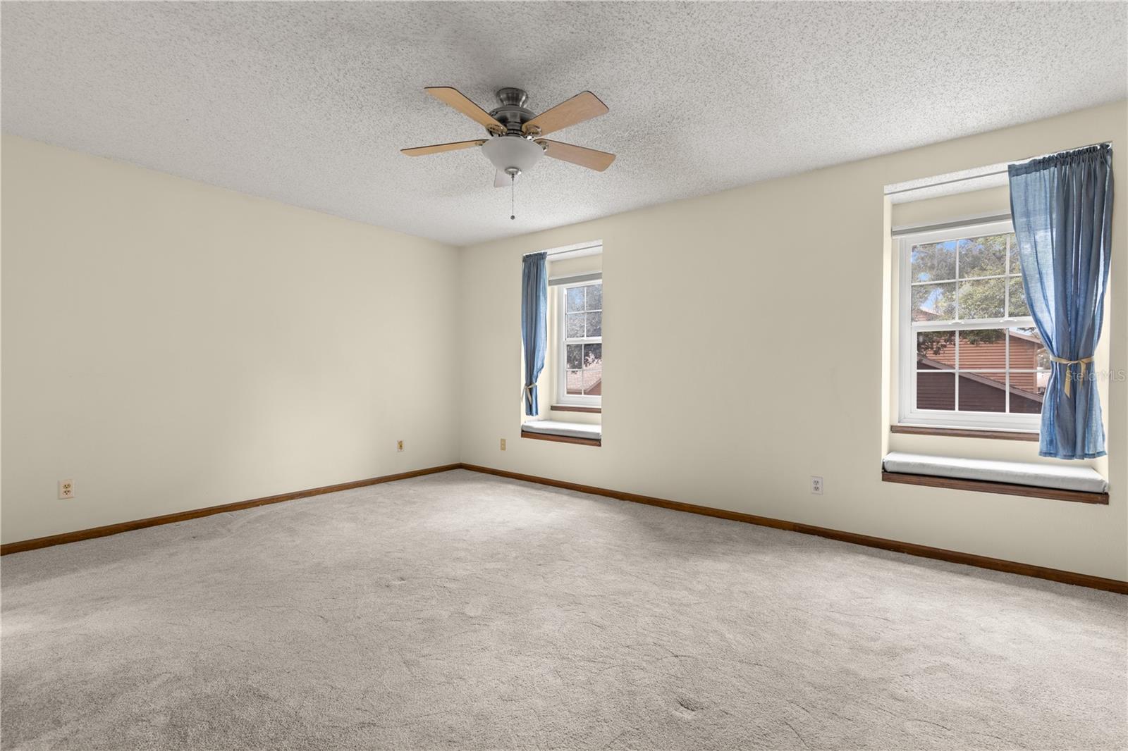 TURNER TRACE UNIT TWO - Residential