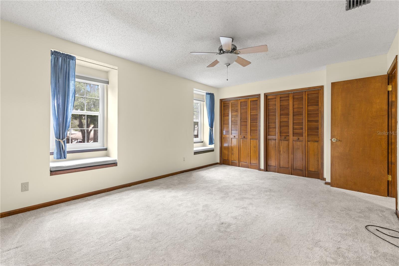 TURNER TRACE UNIT TWO - Residential