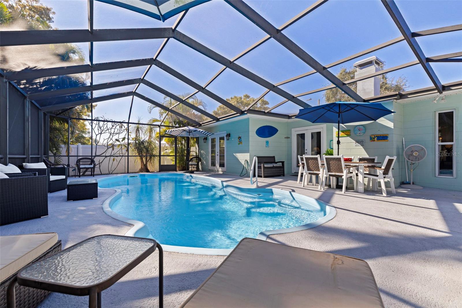 BAY PINES ESTATES - Residential