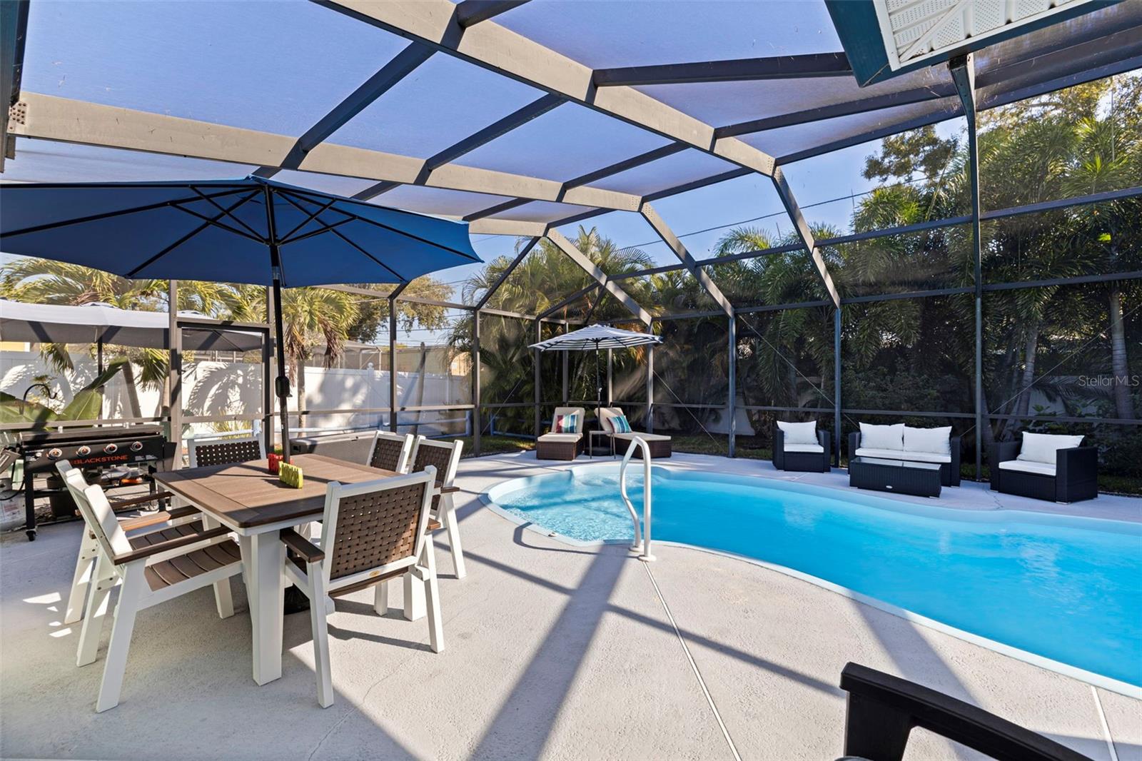 BAY PINES ESTATES - Residential