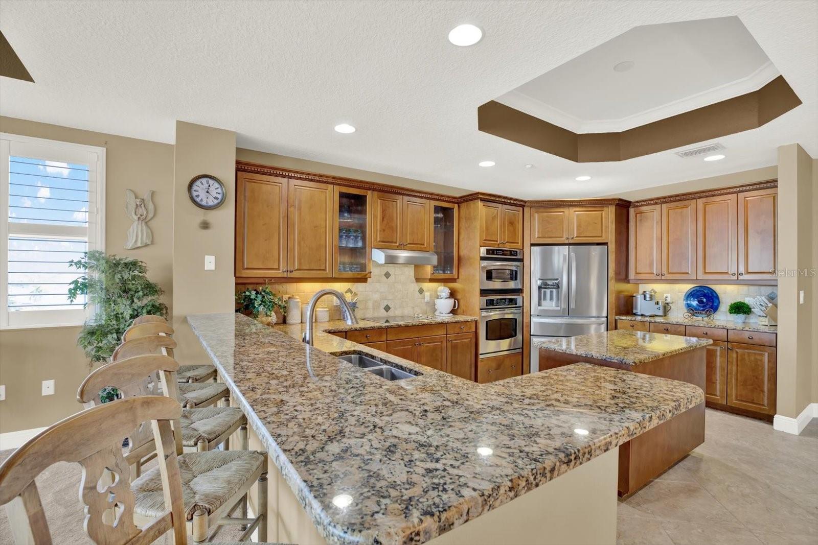 LA BAHIA CONDO - Residential