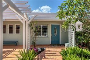 HOLIDAY HARBOR - Residential Lease