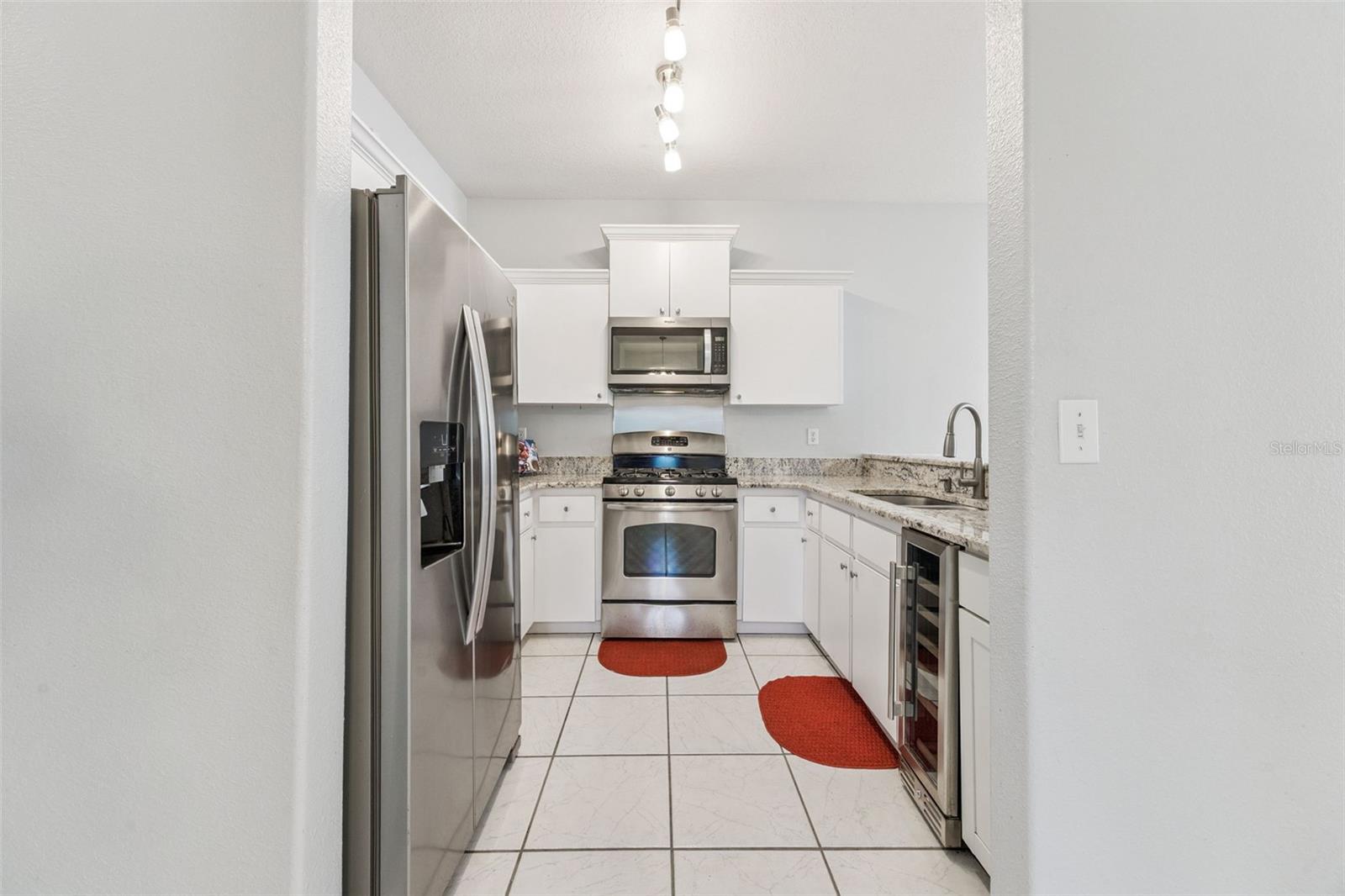 RICHMOND SQUARE SUB - Residential