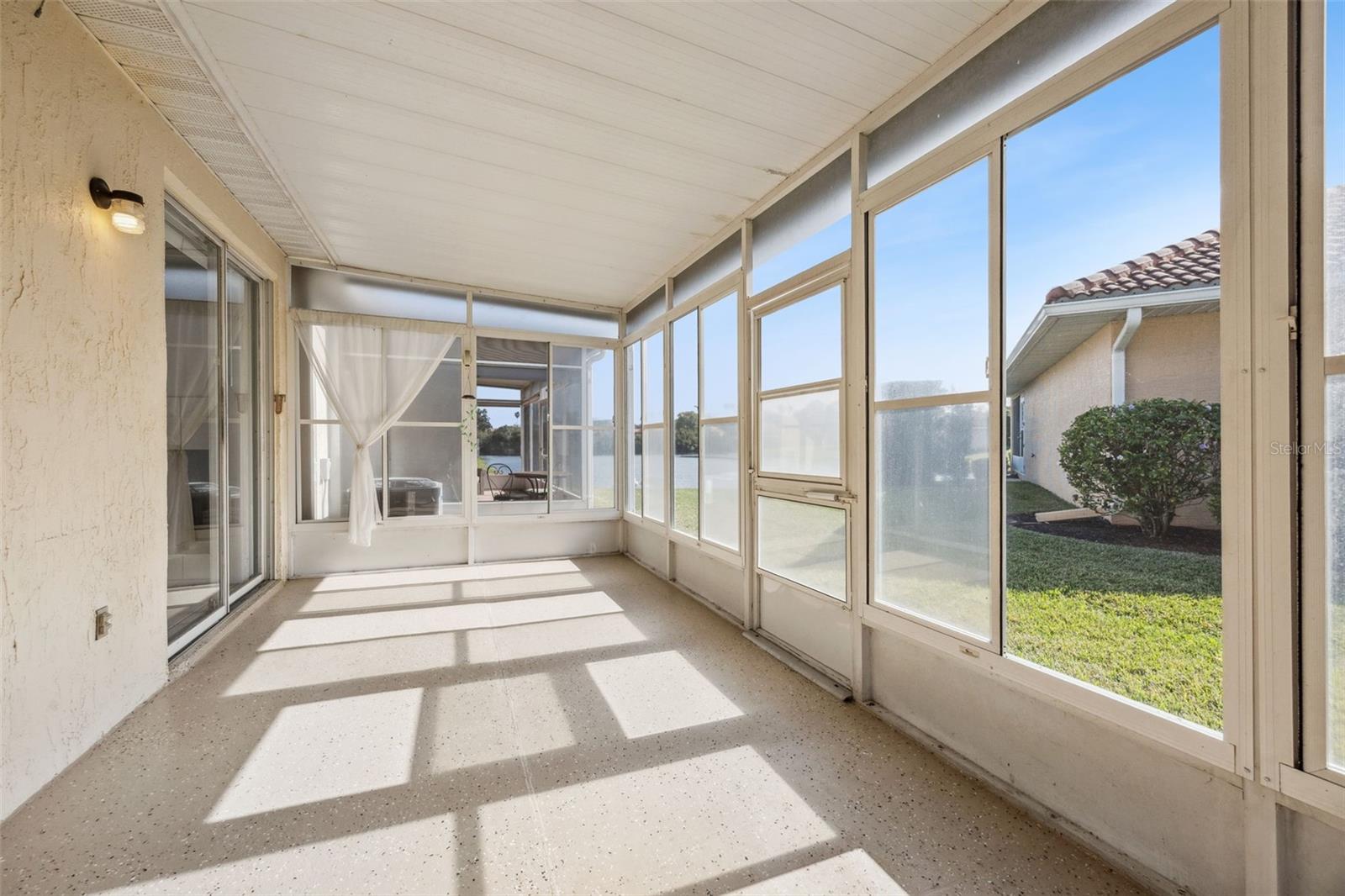 RICHMOND SQUARE SUB - Residential