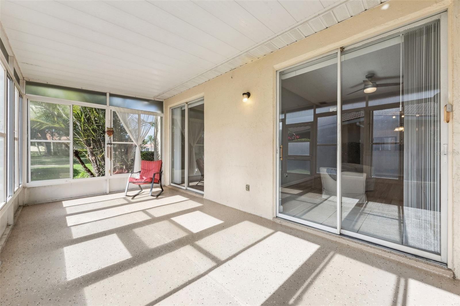 RICHMOND SQUARE SUB - Residential