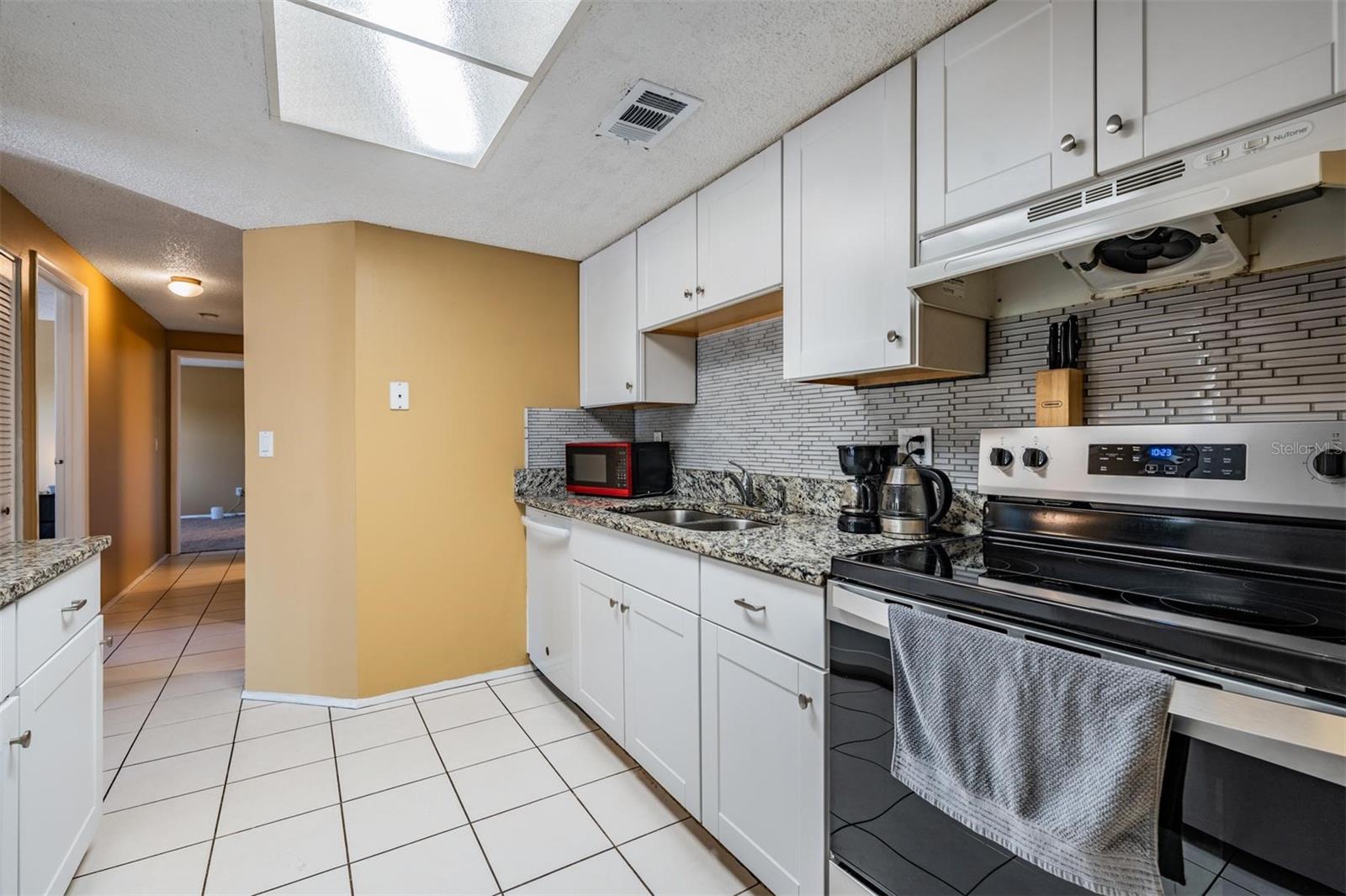 THE GARDENS OF FOREST LAKES CONDO - Residential