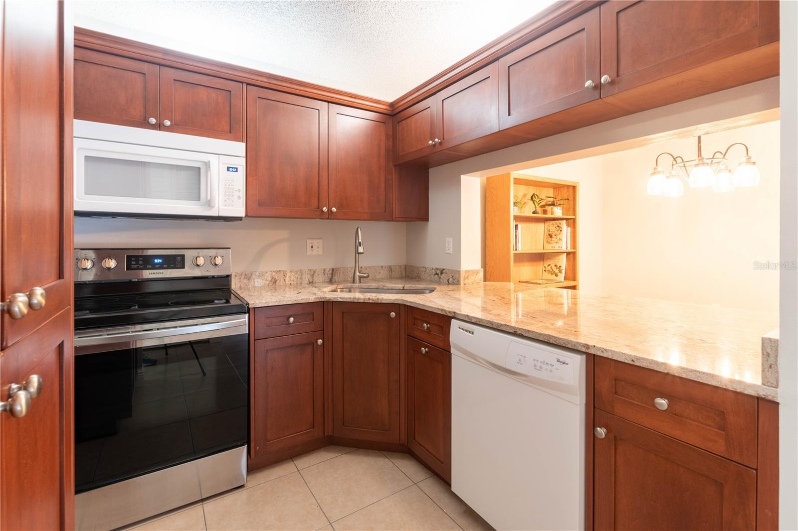 PINE RIDGE AT LAKE TARPON VILLAGE - Residential