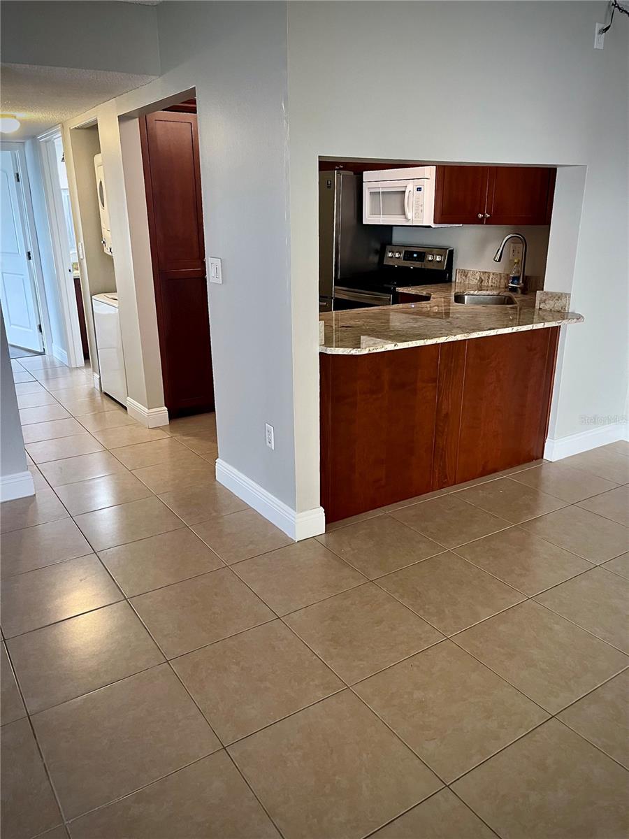 PINE RIDGE AT LAKE TARPON VILLAGE - Residential