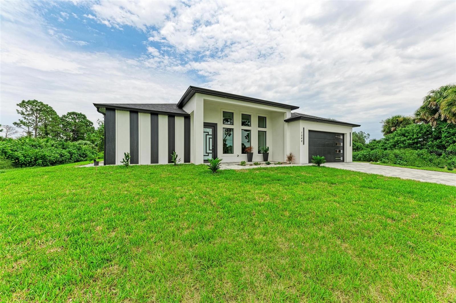 View PORT CHARLOTTE, FL 33981 house