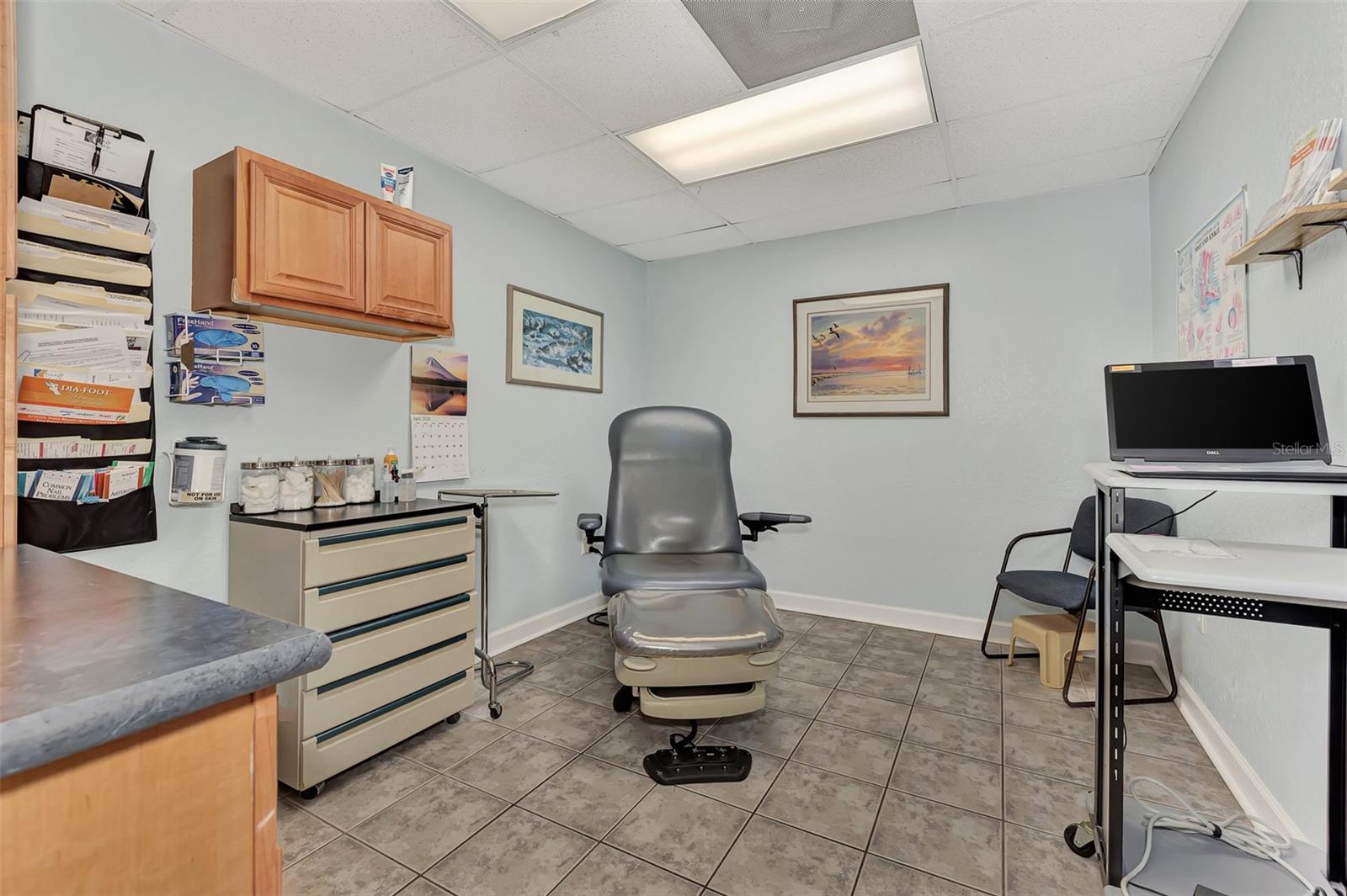 WARM MINERAL SPGS - Commercial Sale