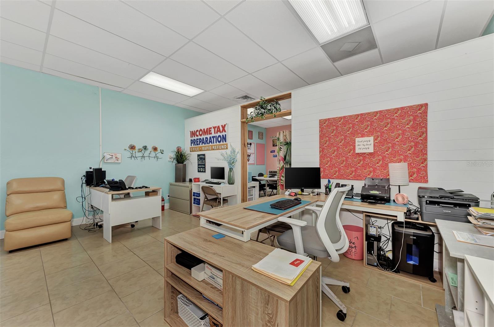 WARM MINERAL SPGS - Commercial Sale