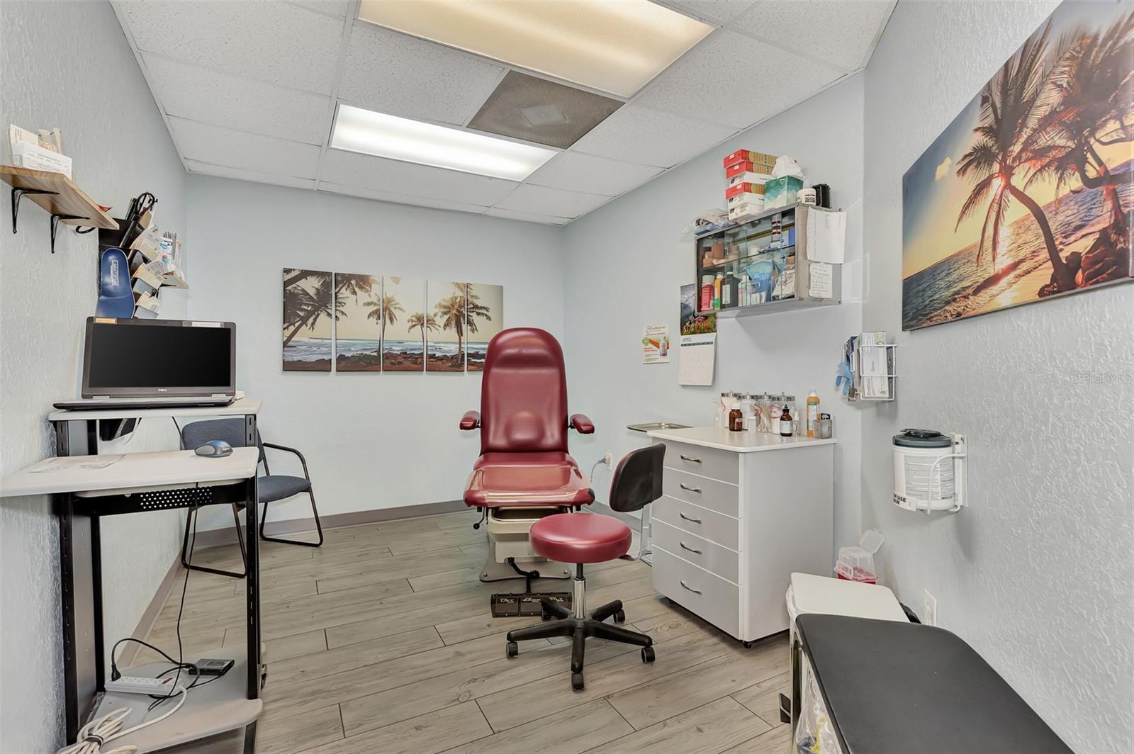 WARM MINERAL SPGS - Commercial Sale