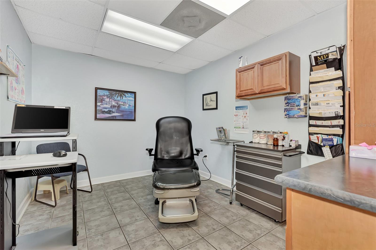 WARM MINERAL SPGS - Commercial Sale