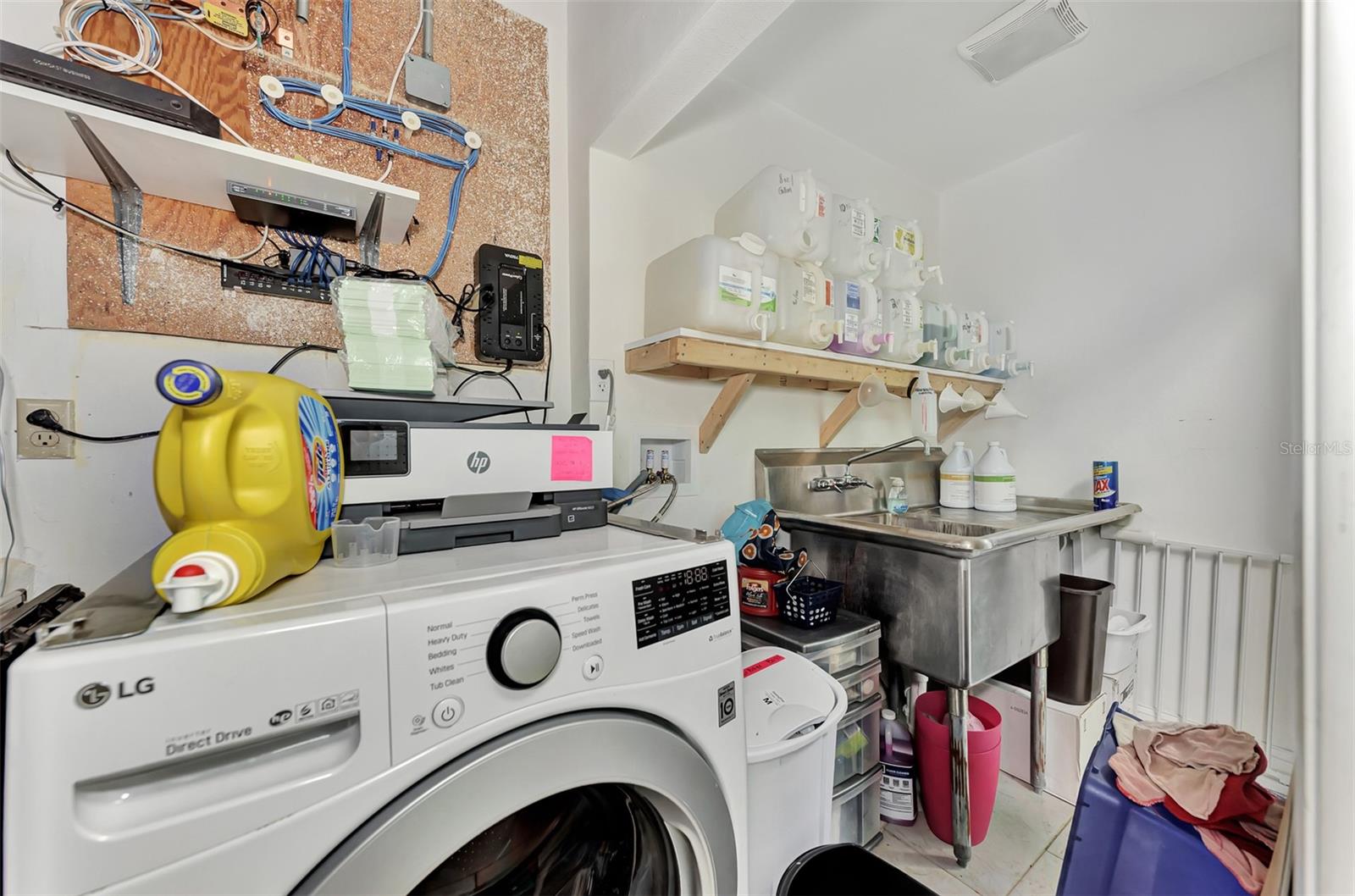 WARM MINERAL SPGS - Commercial Sale