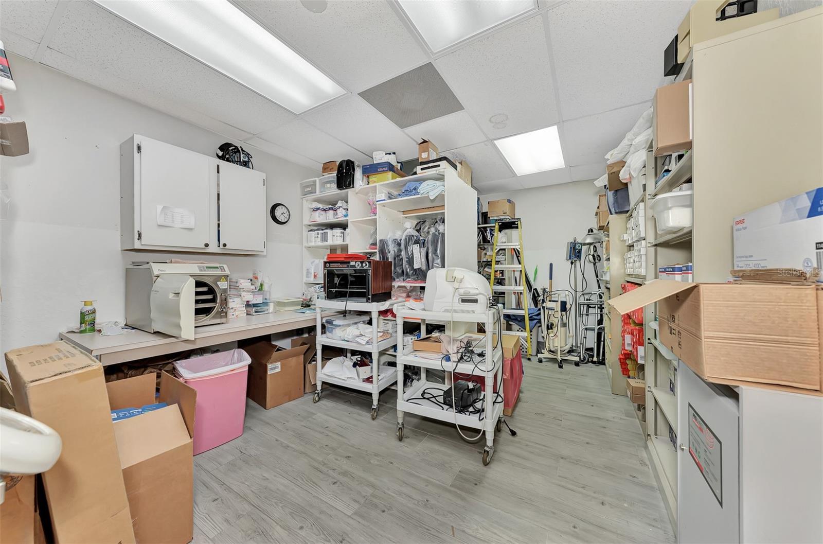 WARM MINERAL SPGS - Commercial Sale