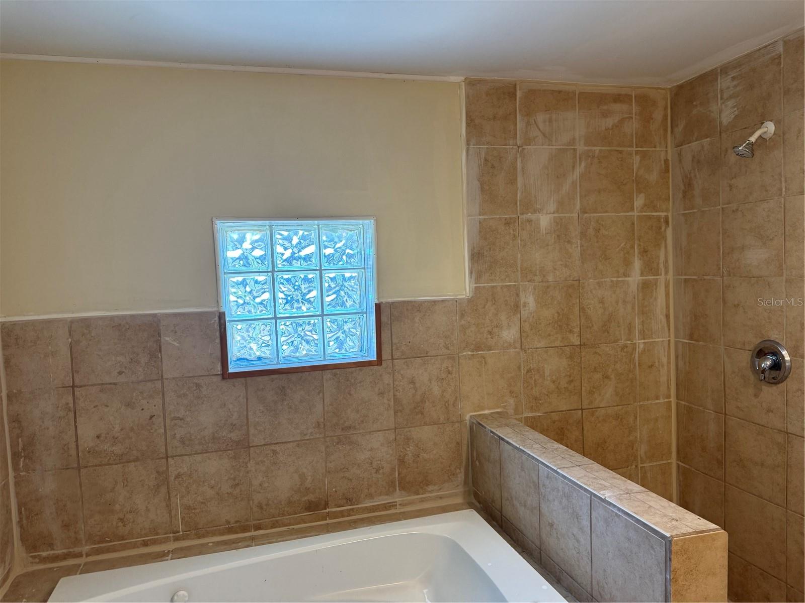 DREAM LAKE HEIGHTS - Commercial Sale