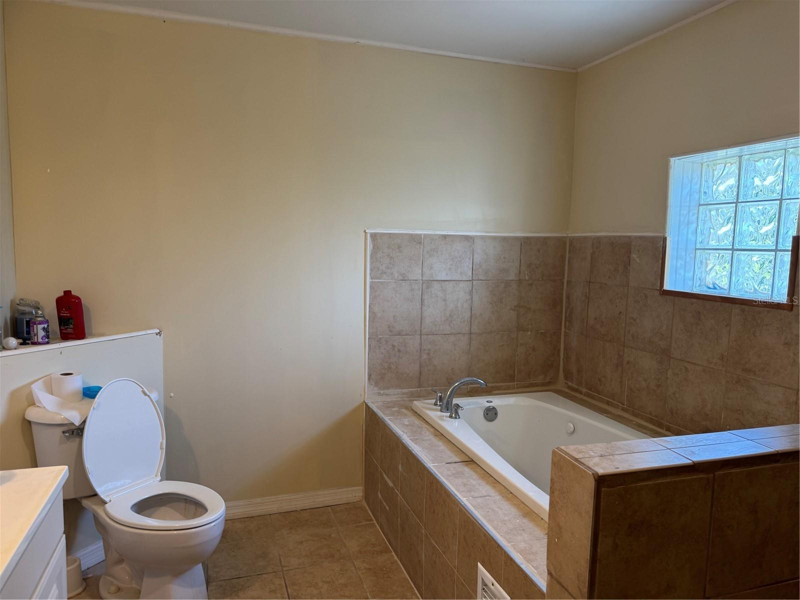 DREAM LAKE HEIGHTS - Commercial Sale