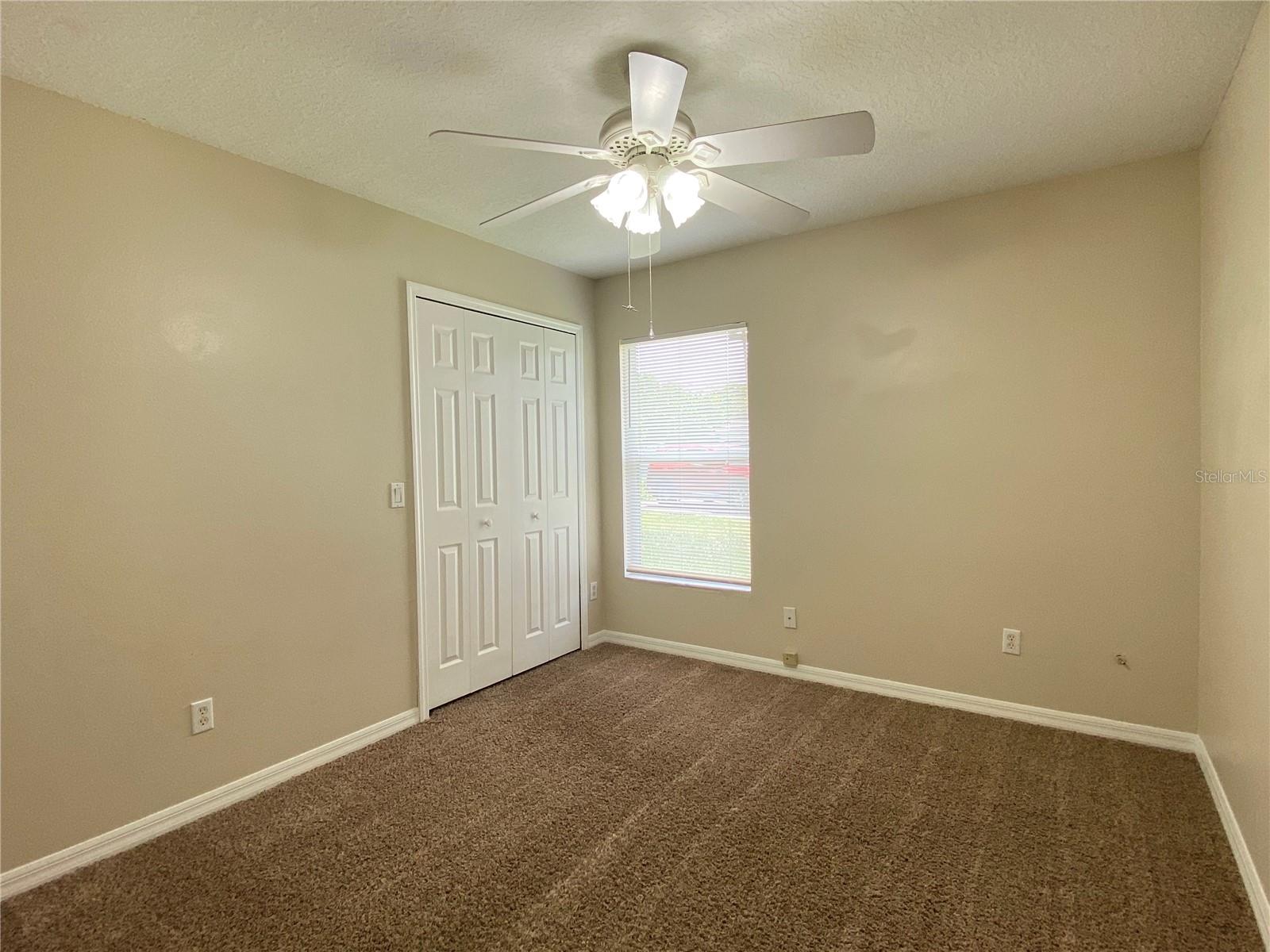 DELTONA LAKES UNIT 06 - Residential Lease