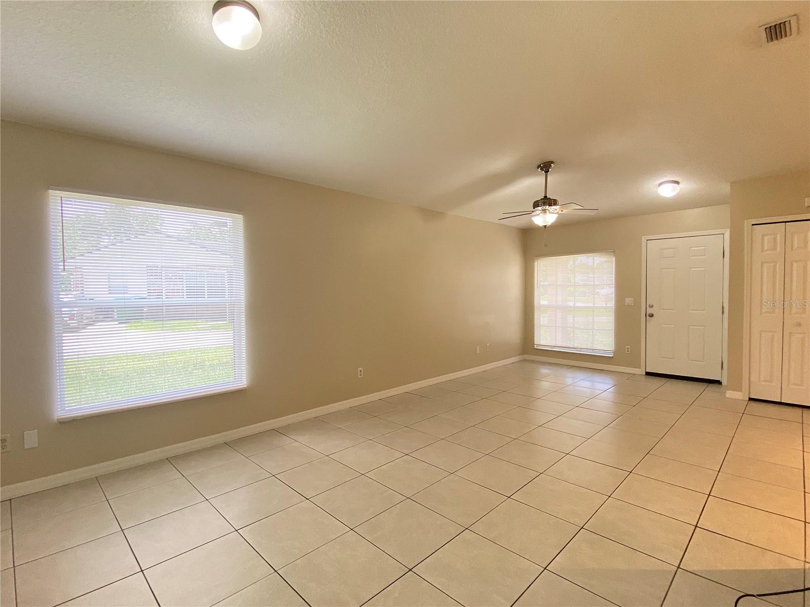 DELTONA LAKES UNIT 06 - Residential Lease