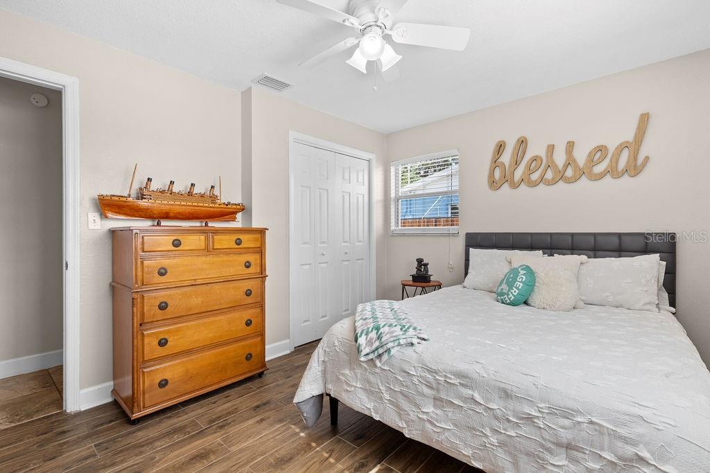 BRENTWOOD SUB - Residential