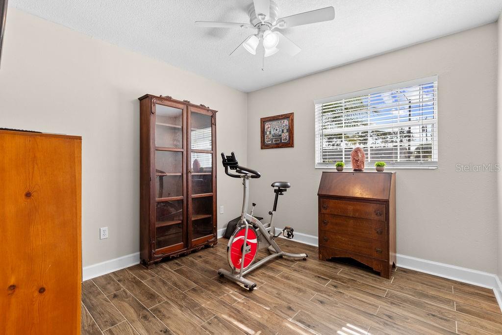 BRENTWOOD SUB - Residential