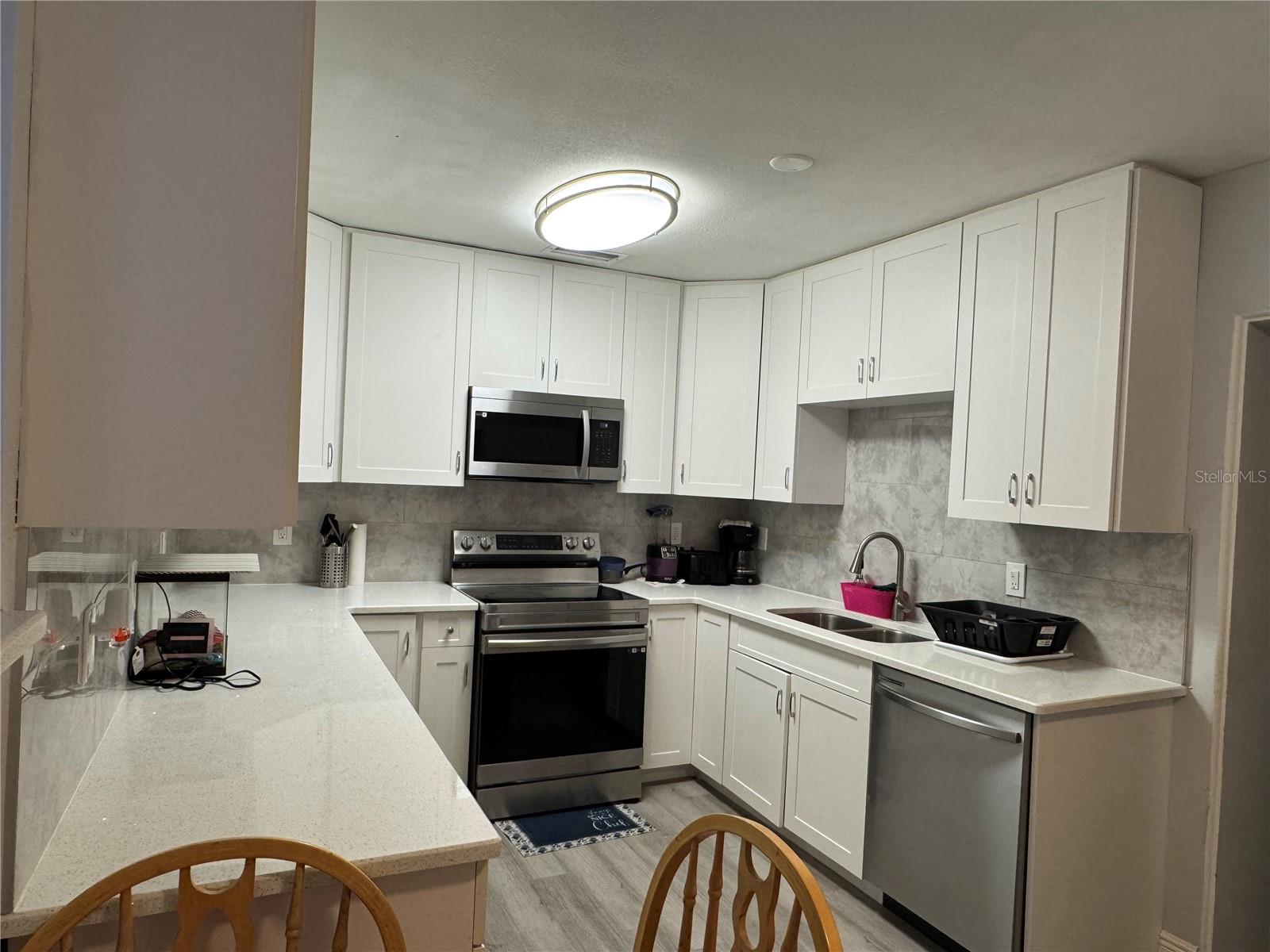 LAKEVIEW ESTATES 1ST ADD - Residential