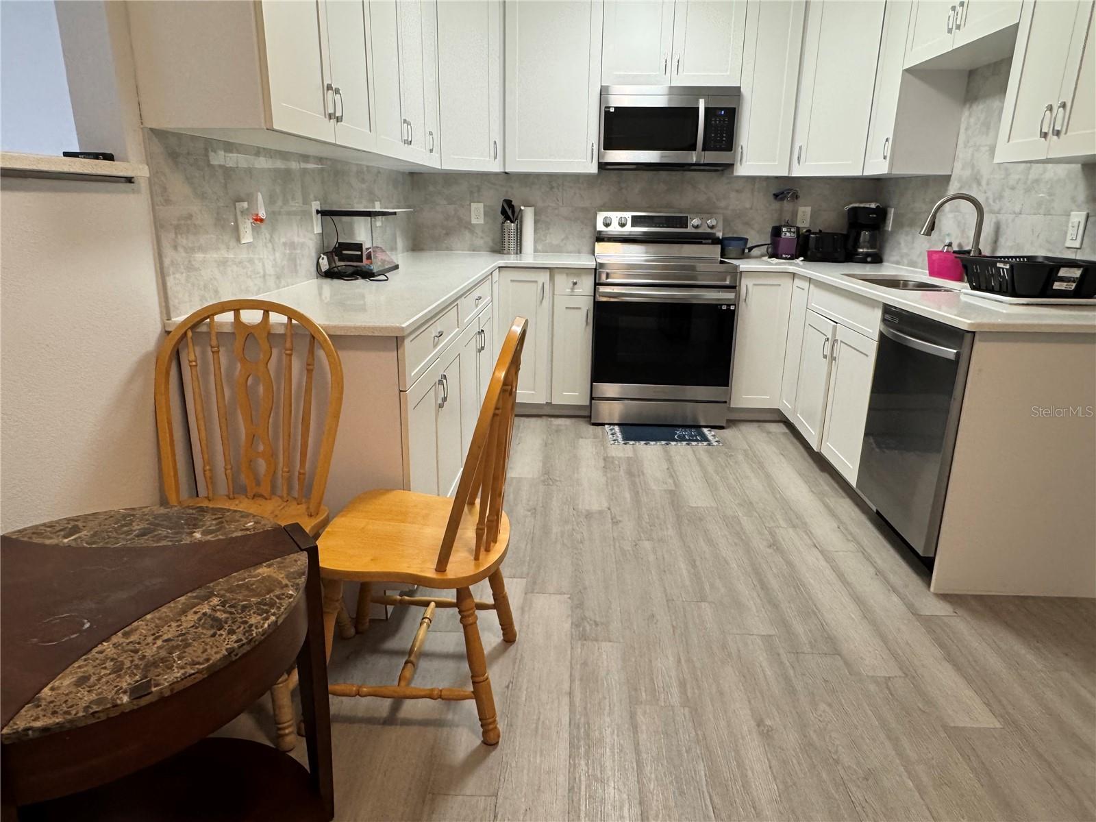 LAKEVIEW ESTATES 1ST ADD - Residential