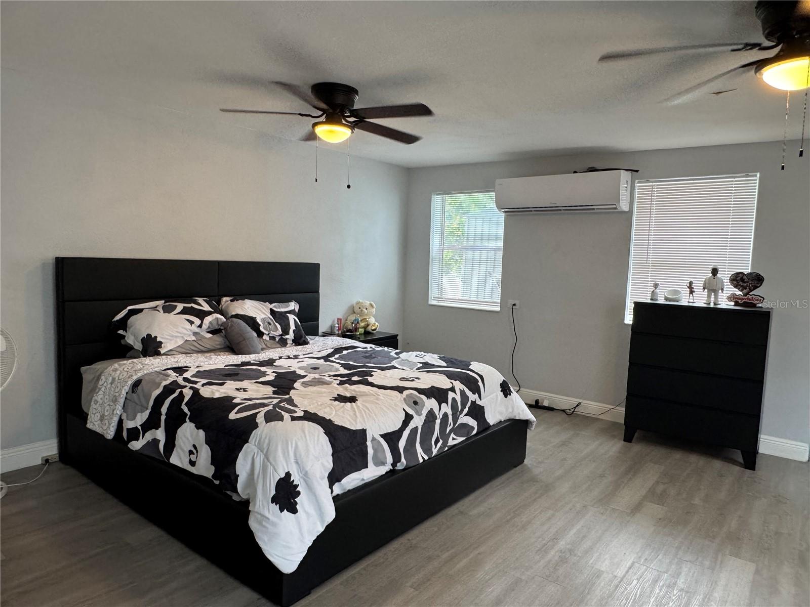 LAKEVIEW ESTATES 1ST ADD - Residential