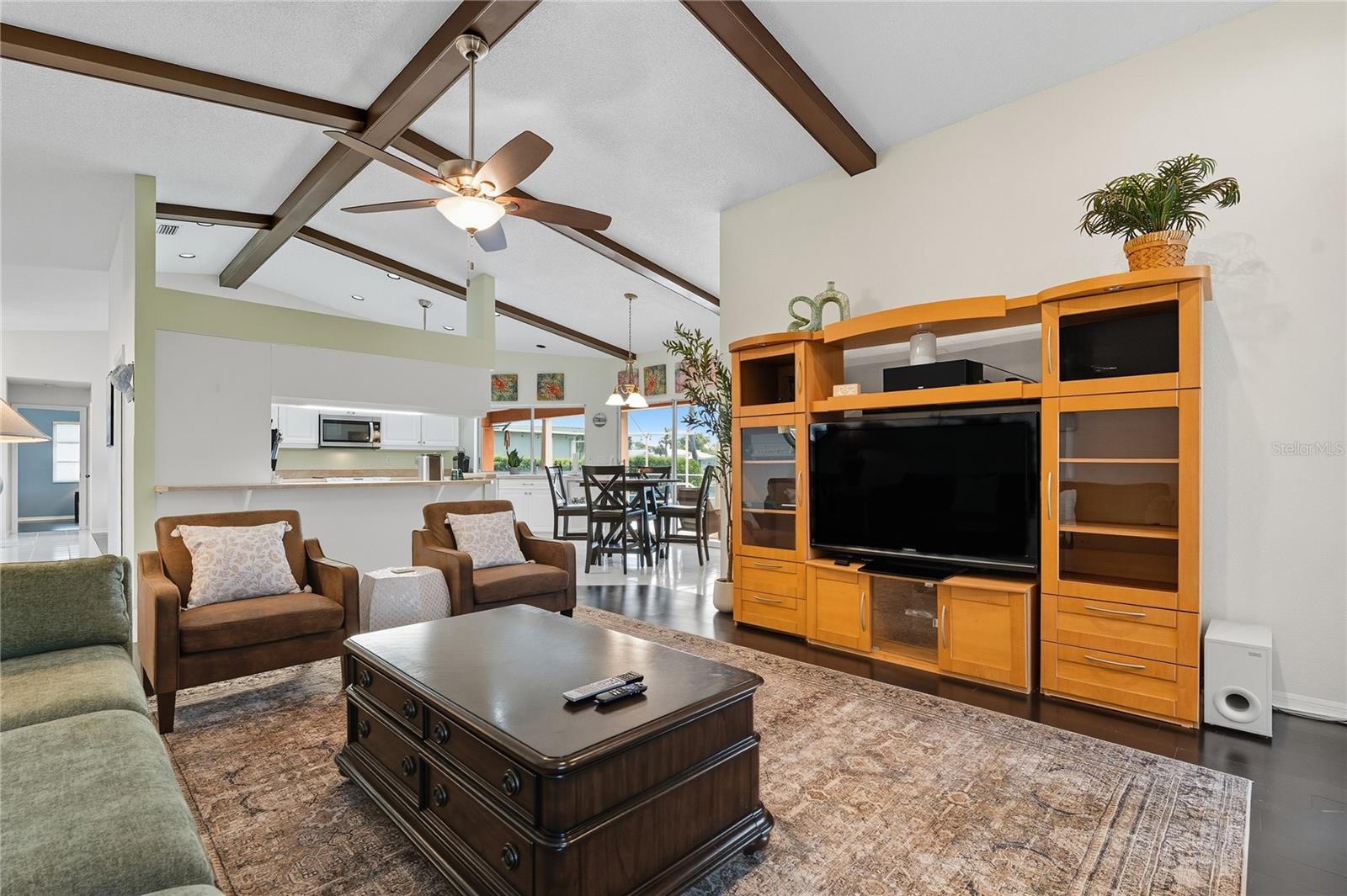 WATERFORD TR J PH 1 - Residential Lease