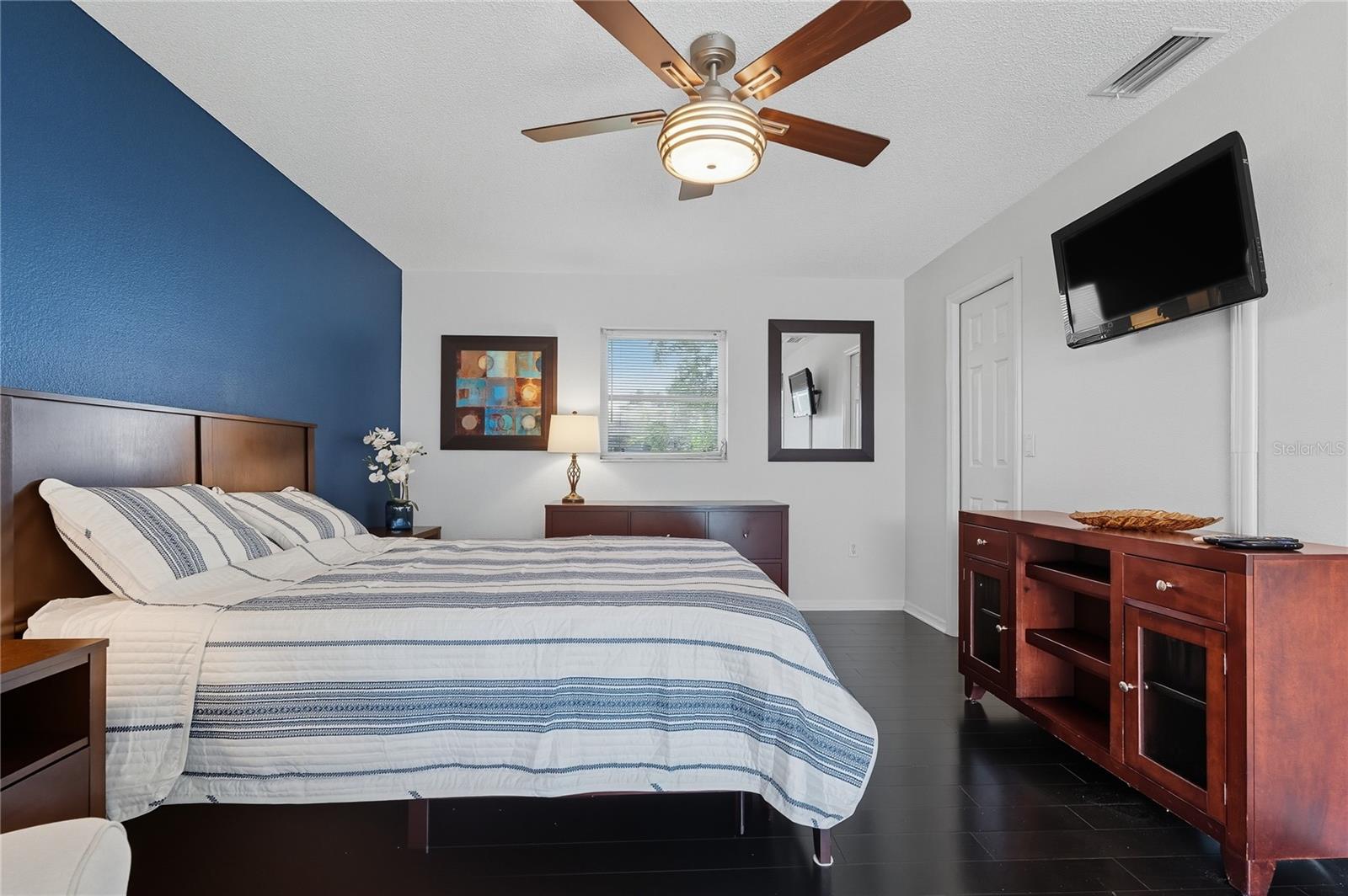 WATERFORD TR J PH 1 - Residential Lease