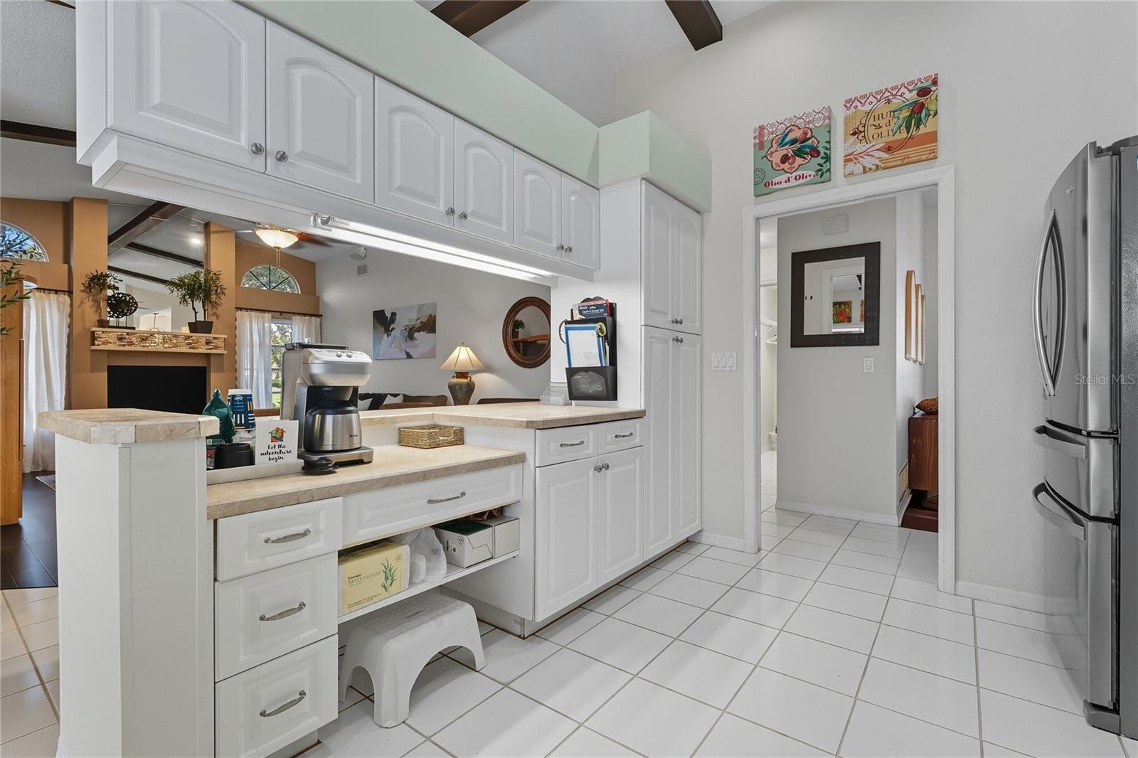 WATERFORD TR J PH 1 - Residential Lease