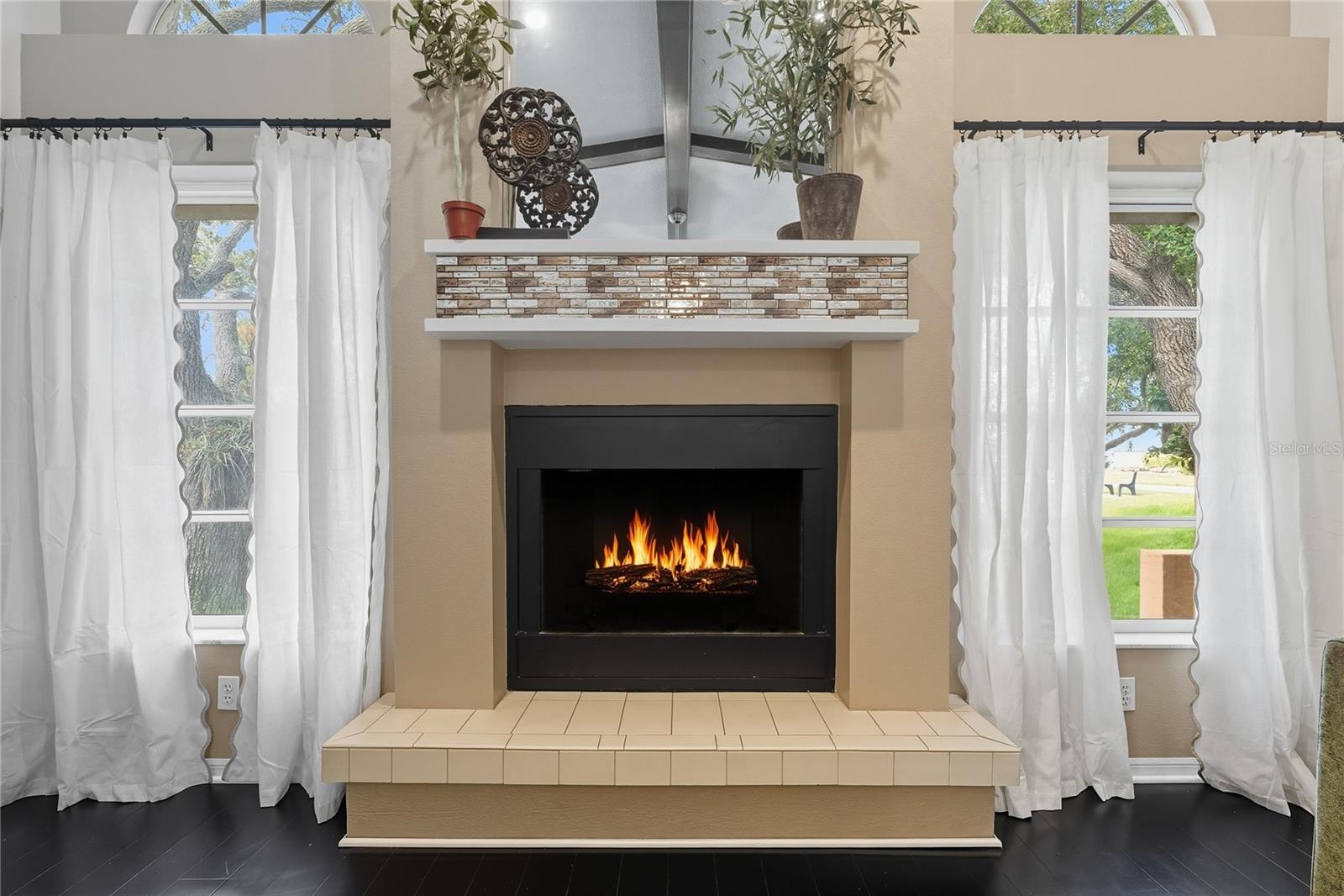 WATERFORD TR J PH 1 - Residential Lease