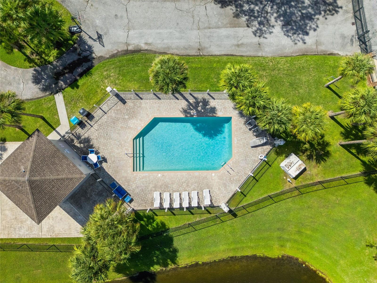 HIDDEN BEACH - Residential