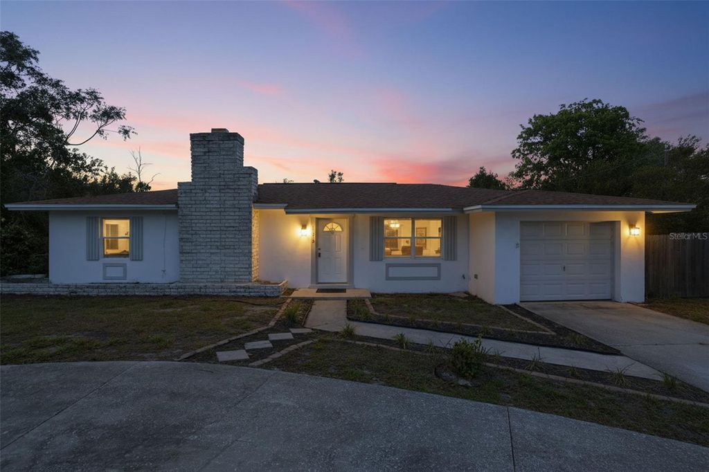 Photo of 11519 Spring Hill Drive, Spring Hill, FL 34609 (MLS # W7884138)